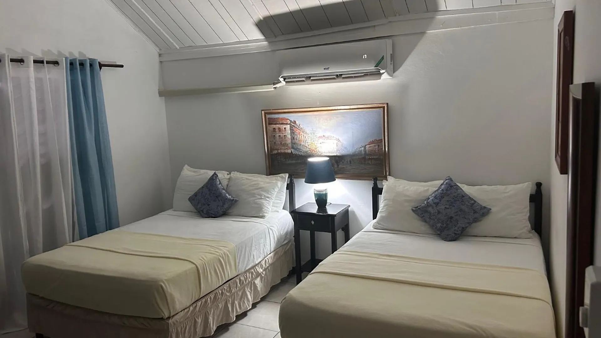 Hotell Firefly Beach Cottages Negril